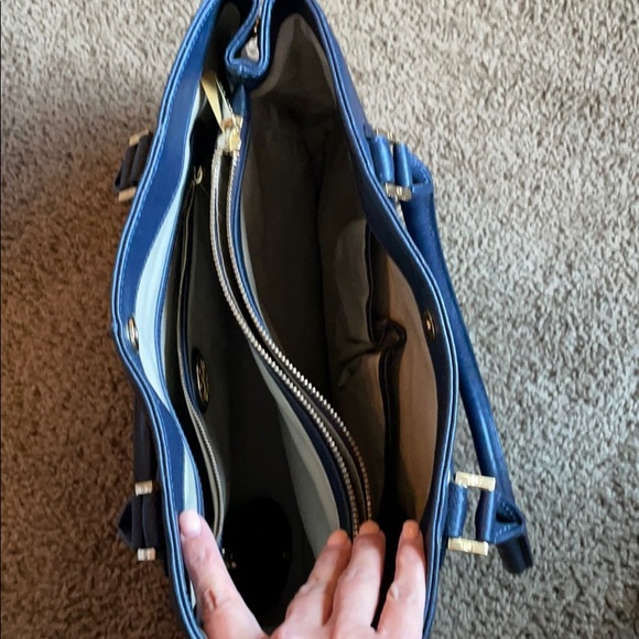 Tory Burch east west Robinson tote navy - Picture 3 of 7